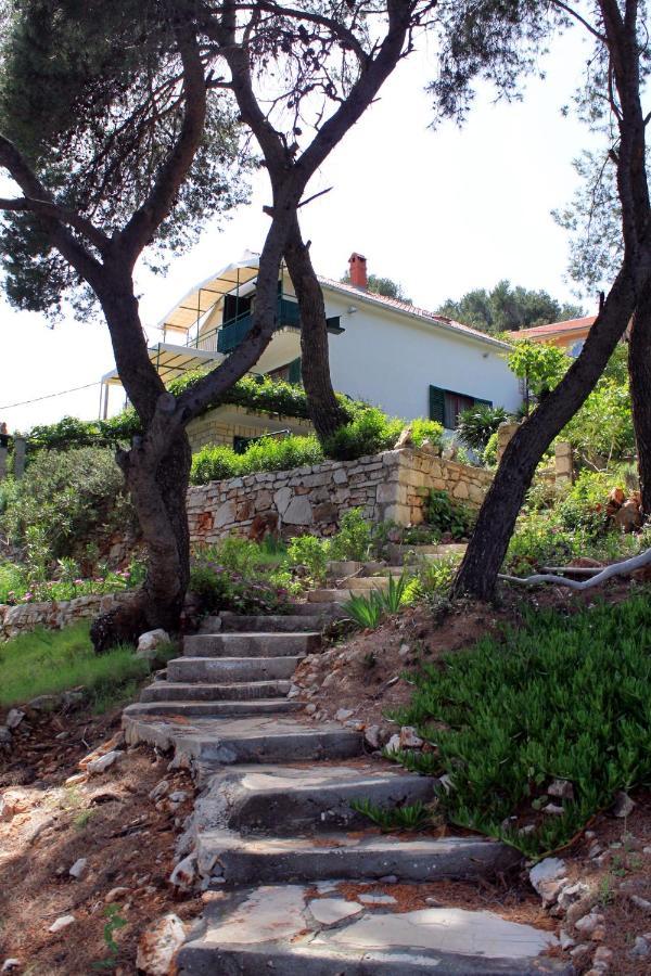 Apartments By The Sea Basina, Hvar - 542 Vrbanj Esterno foto