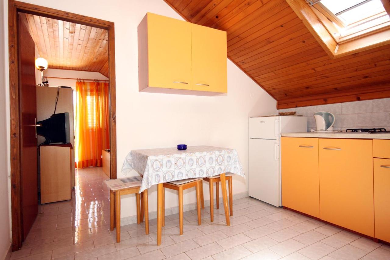 Apartments By The Sea Basina, Hvar - 542 Vrbanj Esterno foto
