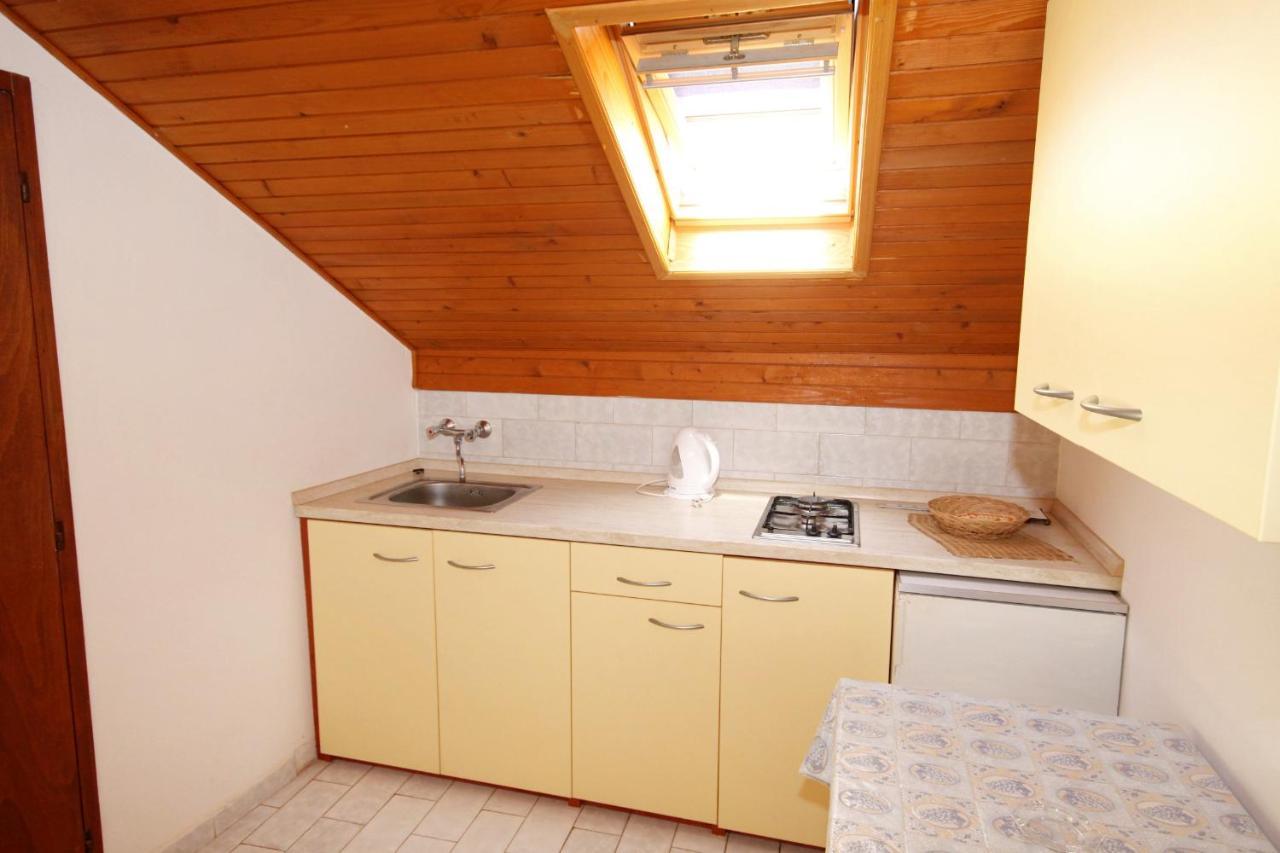 Apartments By The Sea Basina, Hvar - 542 Vrbanj Esterno foto